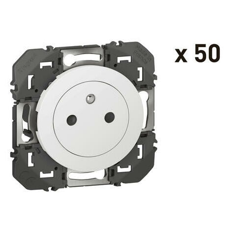 Lot de 50 prises de courant LEGRAND Dooxie - 2P+T - Surface - 16A - Finition blanc - Blanc