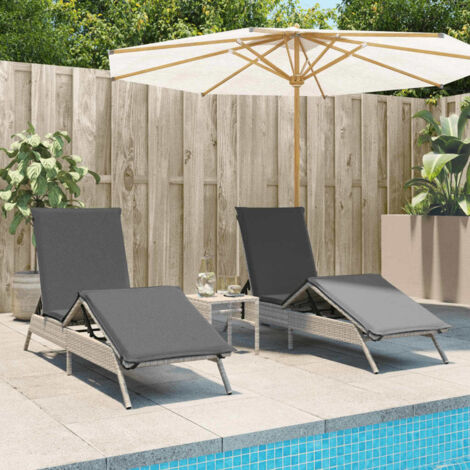 Lounge-Stühle Set von 2 mit Tisch hellgrau geflochtenes Material