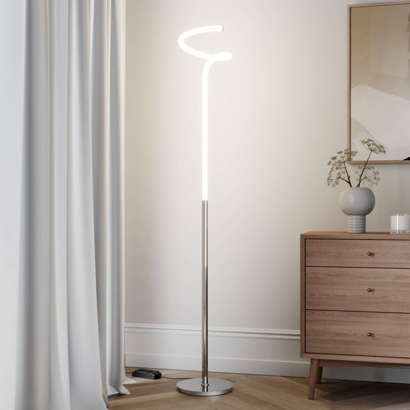

Serpentina lámpara de pie LED en cromo - Lucande