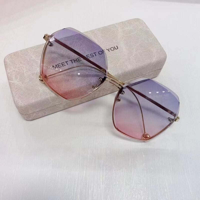 Lunettes de soleil à bords coupés irréguliers sans cadre Lunettes de soleil à la mode pour femmes, grand visage, lunettes à grande monture, mode mince