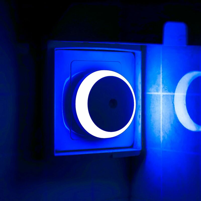 

Abcrital - Luz nocturna azul, luz nocturna LED con enchufe, redonda, detección de luz, eficiencia energética, paquete de 2