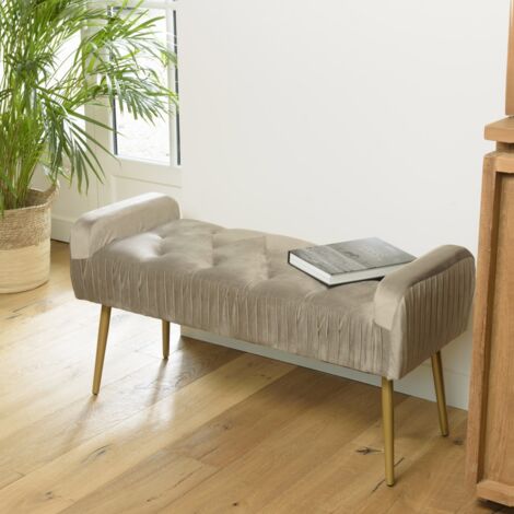 Macabane – Banc de lit velours taupe 103x40x53cm – Pieds métal doré – Assise confortable pour chambre ou entrée – Style chic et élégant