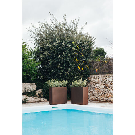 Maceta alta, moderna y de diseño, 90x30 cm, H80 cm, fabricada en polímero marrón resistente, para interior y exterior - Made in Italy - Monacis