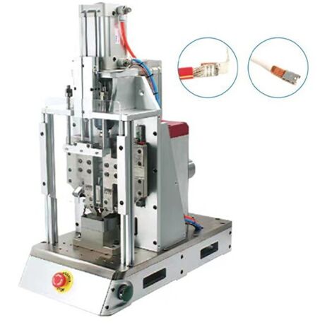 Machine à souder les bornes par ultrasons (4 - 50 mm²)