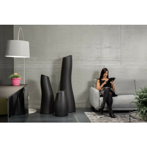 Madame  Bianco - Ø36 x H95 cm lampada da terra di design originale Plust in polietilene colorata elegante moderna per interno esterno hotel casa giardino terrazza