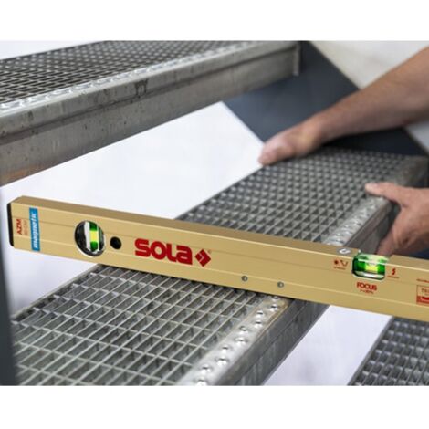 MAGNETISCHE WASSERWAAGE, HORIZONTAL- UND VERTIKALANZEIGE AZM 180 CM - SOL 01821601