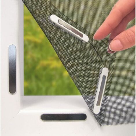 Magnetisches Fliegengitter 150 × 130 cm. Kein Bohren oder Schrauben erforderlich. Einfache magnetische Montage.