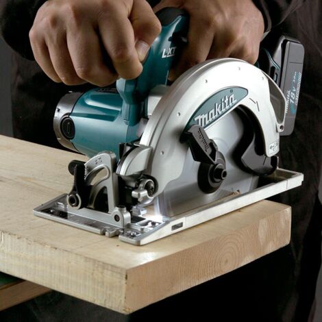 Makita – Scie circulaire sans fil 18V – Profondeur de coupe 57mm – Moteur Brushless – Éclairage LED pour visibilité – Pour bois et métal - DSS610Z