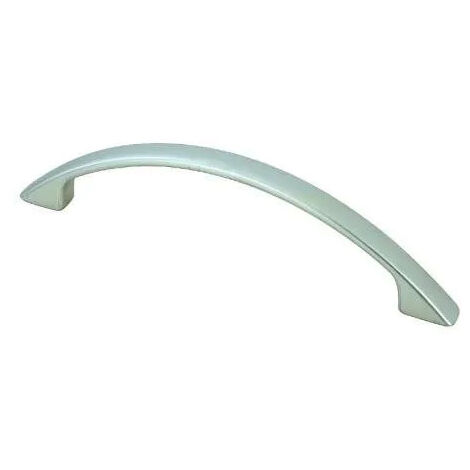 Maniglia moderna curva in zama nichelata satinata, L.120mm, L.11mm, P.21mm, interasse 96mm, 1 pezzo con viti.