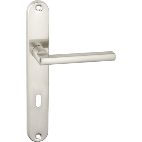 Manija de puerta en placa larga, llave ADA Satinada