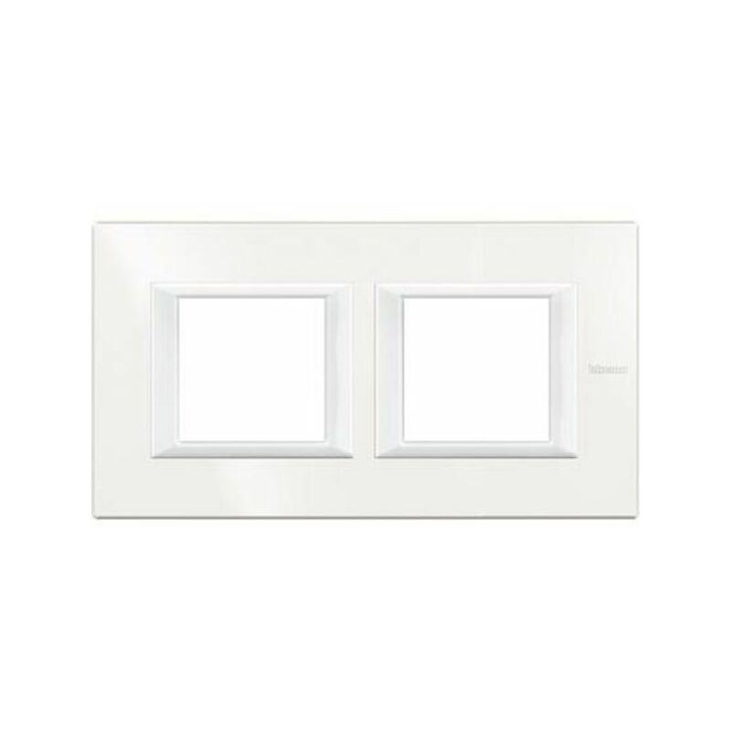 

Placa recta 2x2 mod blanco Bticino Axolute HA4802M2HHD