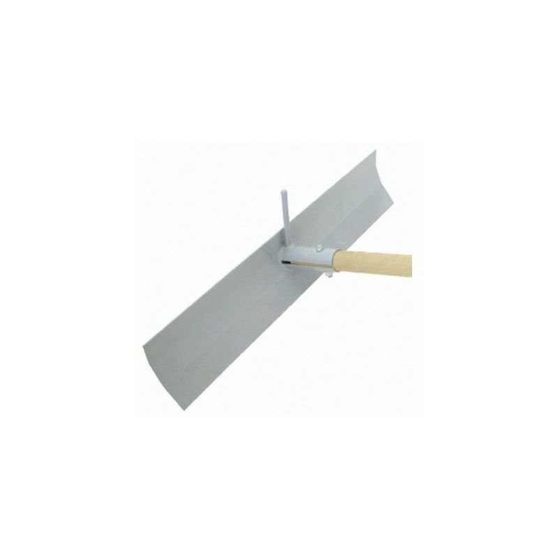 Marshalltown MCM419 Pul-Krete Concrete Placer with Wooden Handle