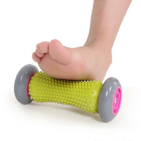 Massage des pieds, massage par acupression des zones réflexes, massage des poignets, massage des pieds avec rouleau et décontraction musculaire