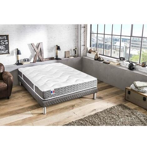 Matelas mousse 140x190 cm épaisseur 18 cm
