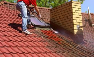 Comment choisir ses produits de protection et d'entretiens pour sa toiture 