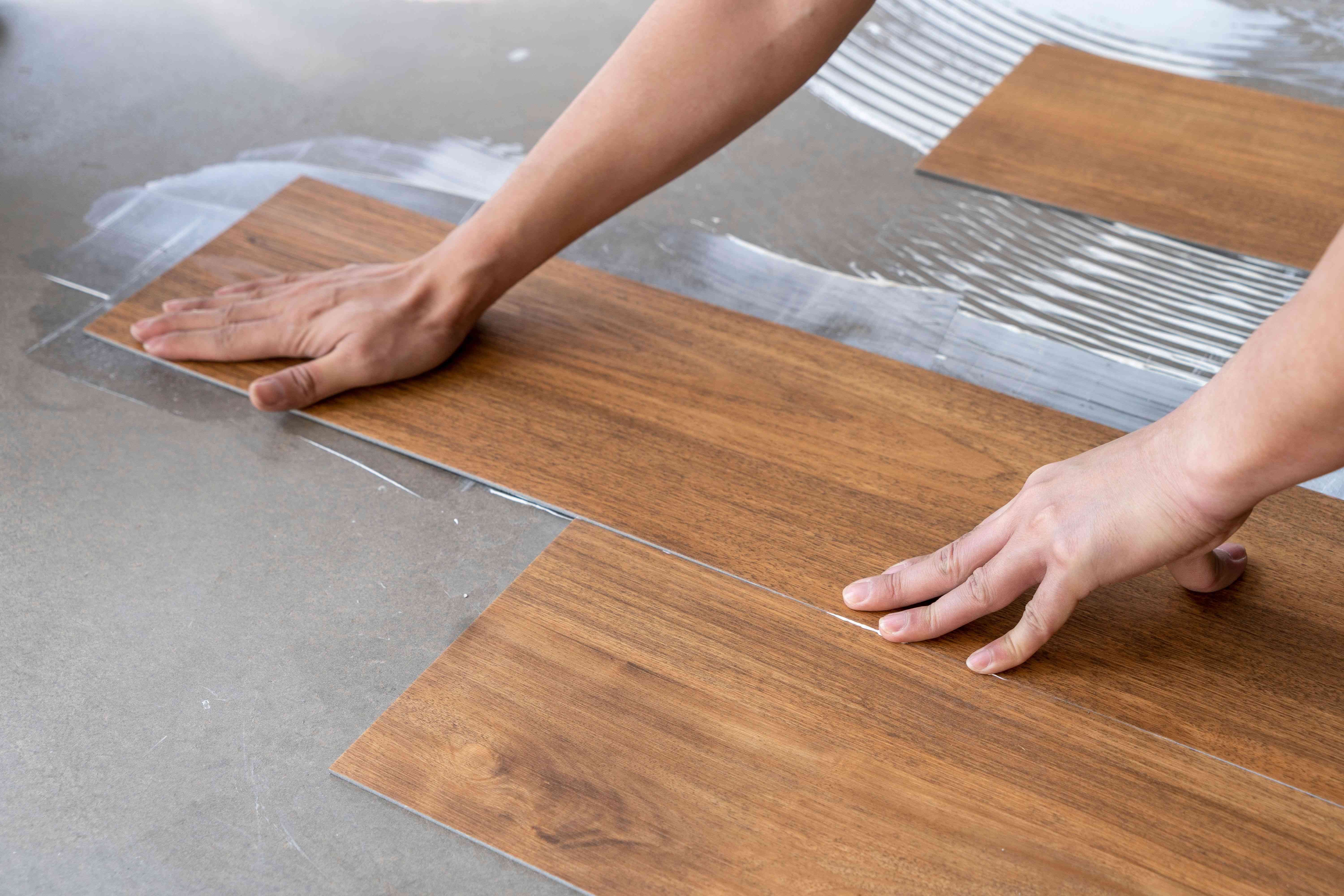 Pavimenti in legno per interni: parquet, laminato, PVC o LVT?