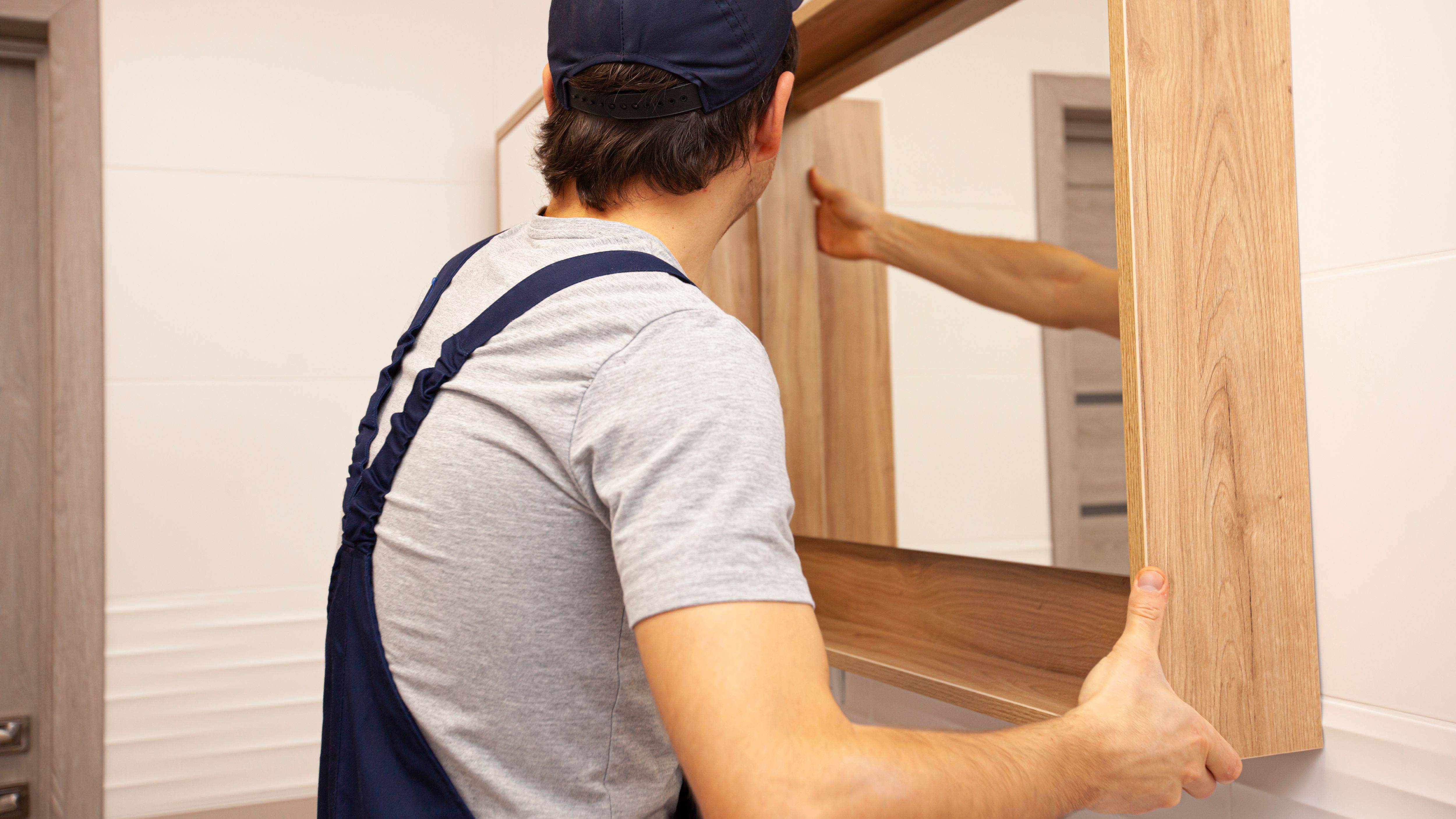 Cómo elegir el espejo para un baño pequeño