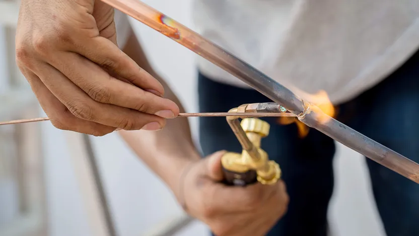 Come scegliere un cannello, i regolatori di pressione e i raccordi per saldare a fiamma ?