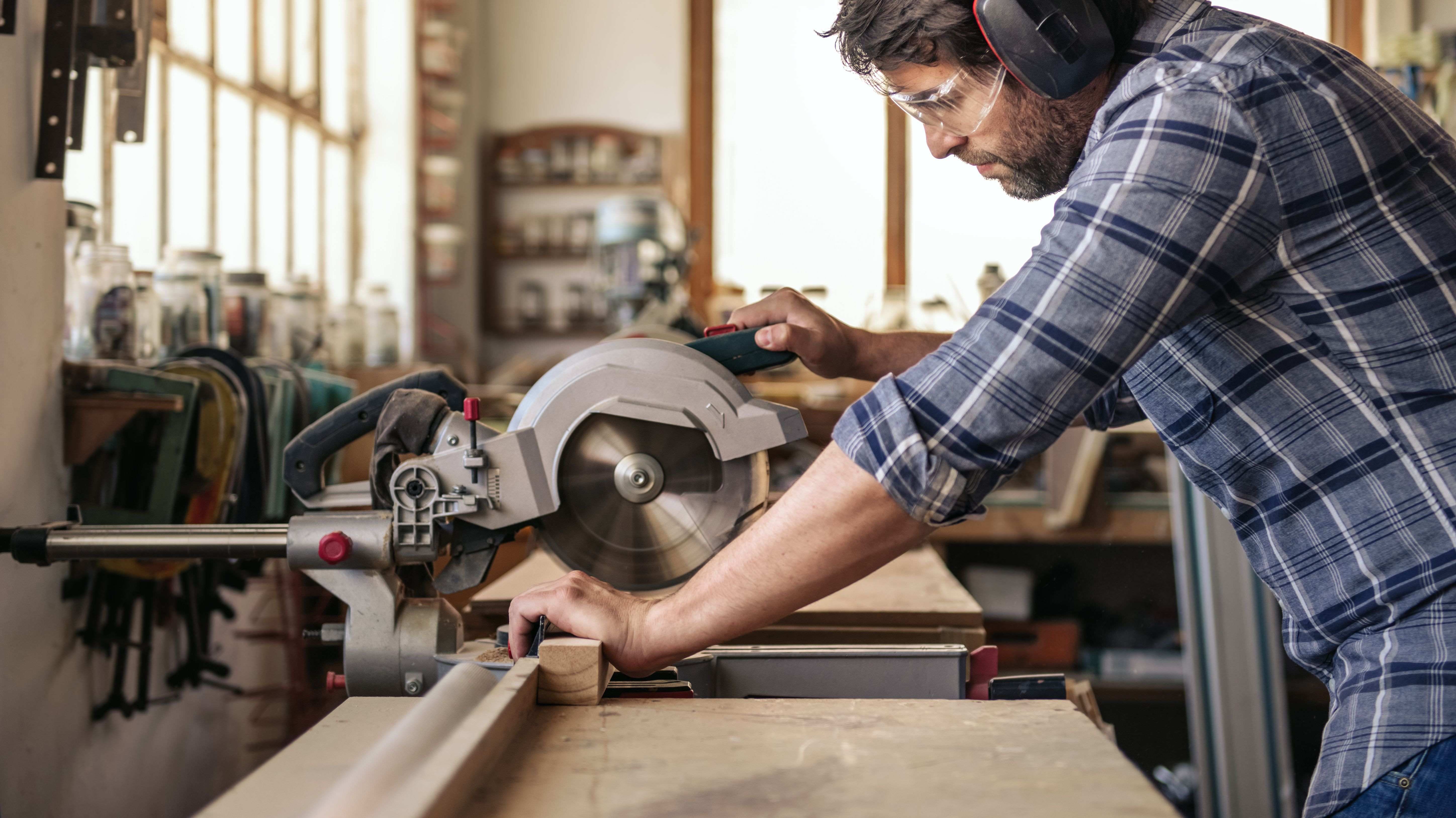 Nos conseils pour choisir sa scie circulaire