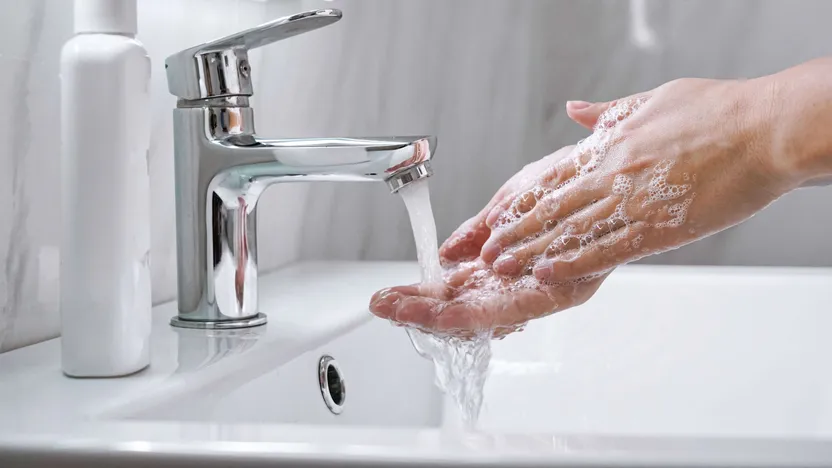 Cómo elegir los grifos del baño