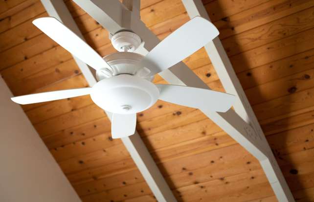Comment choisir un ventilateur de plafond 