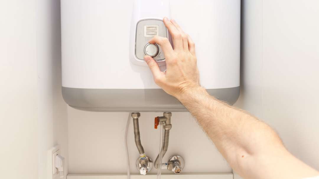 How to deal with a faulty direct hot water cylinder