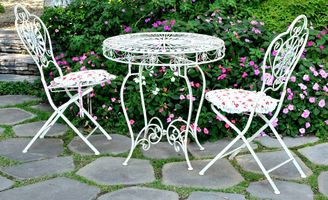 Come scegliere  un tavolo da giardino