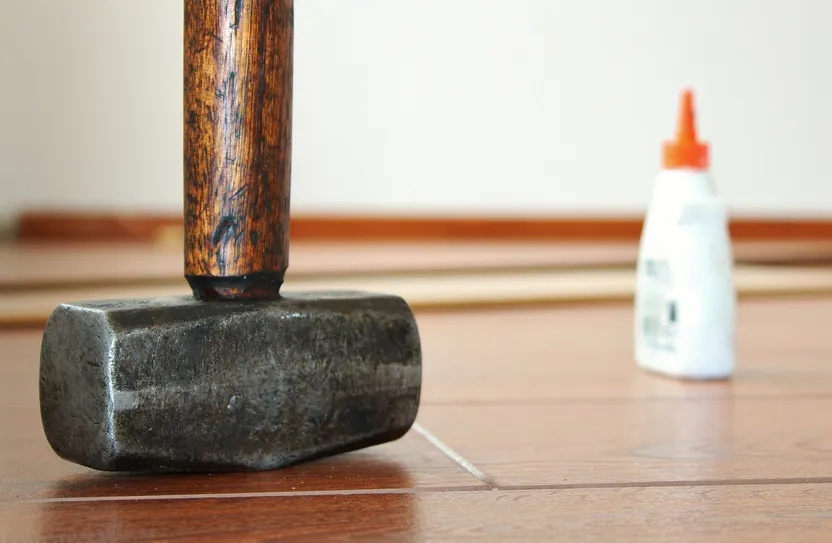 DIY repair with glue