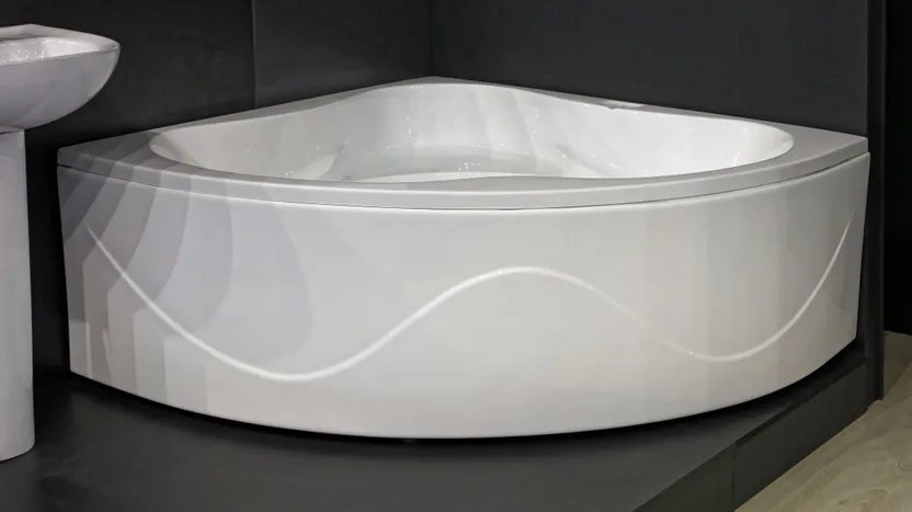 Comment choisir son tablier de baignoire