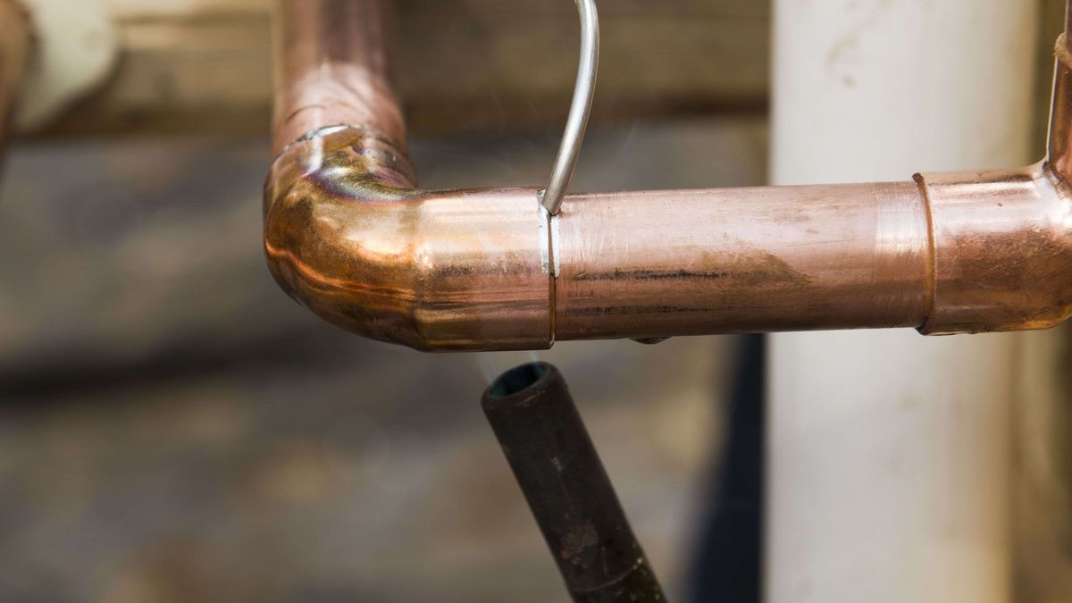 How to solder copper pipe