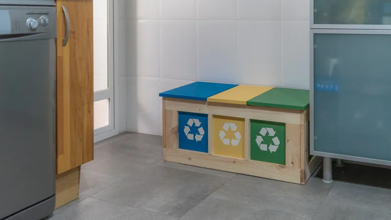 Comment réaliser une poubelle de recyclage