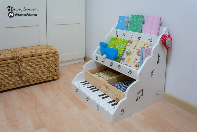 DIY-Montessori-Bücherregal für die Kinder-Leseecke