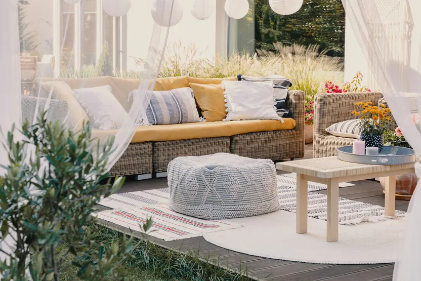 Eine Garten-Sitzecke gestalten: So geht's