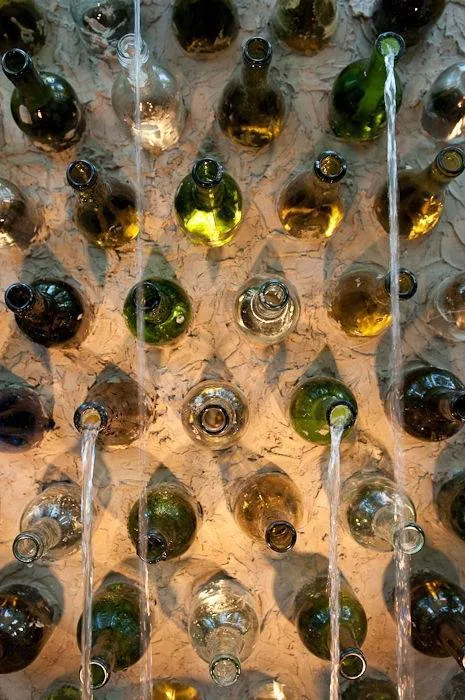 Upcycling glass bottles