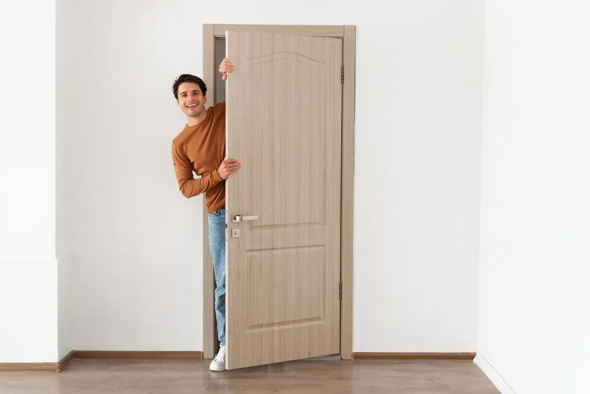 ¿Cómo colocar una puerta de interior en block?