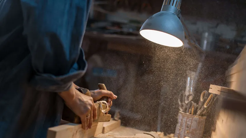 Come scegliere una lampada da lavoro