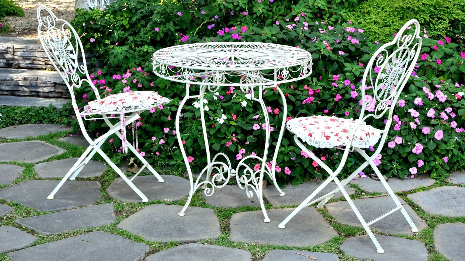 Metal garden store tables