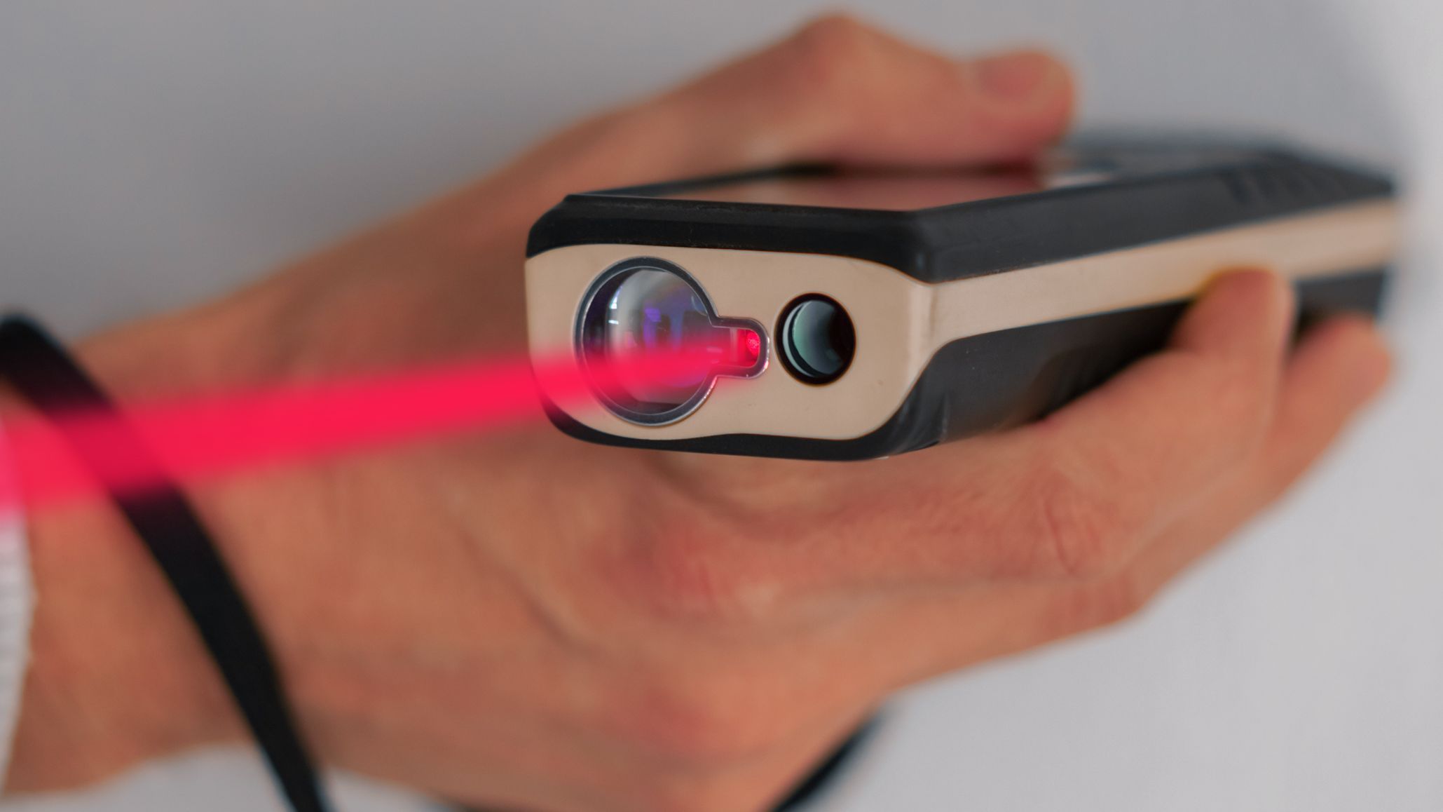 Metro laser con telecamera