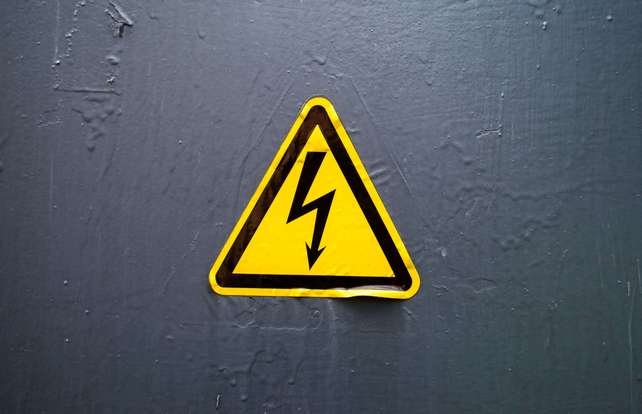 Gefahren und Risiken beim Arbeiten mit Strom