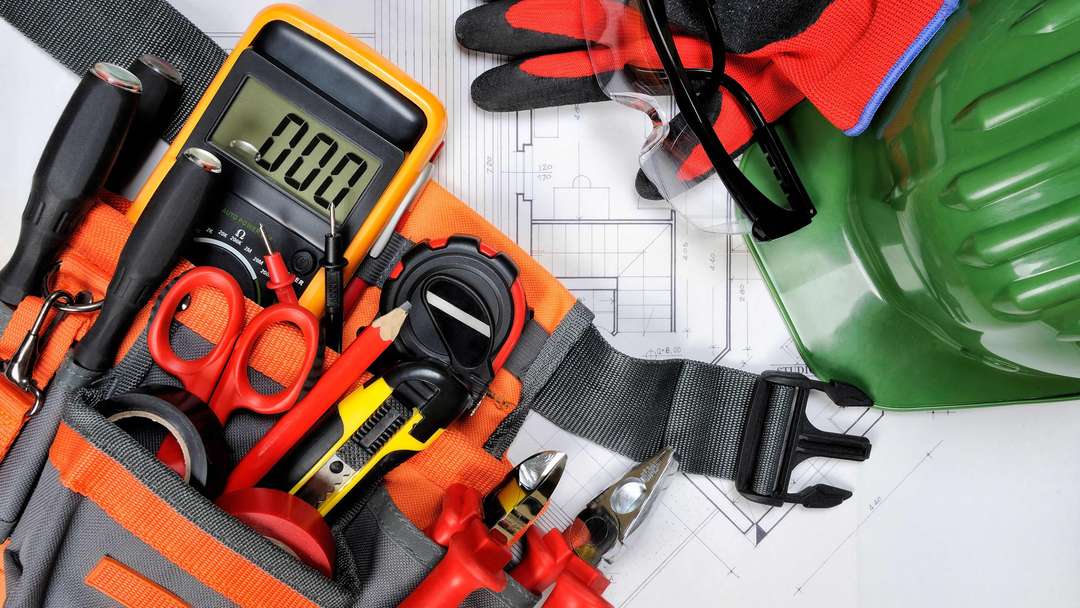 Essential guide to PPE for electricians