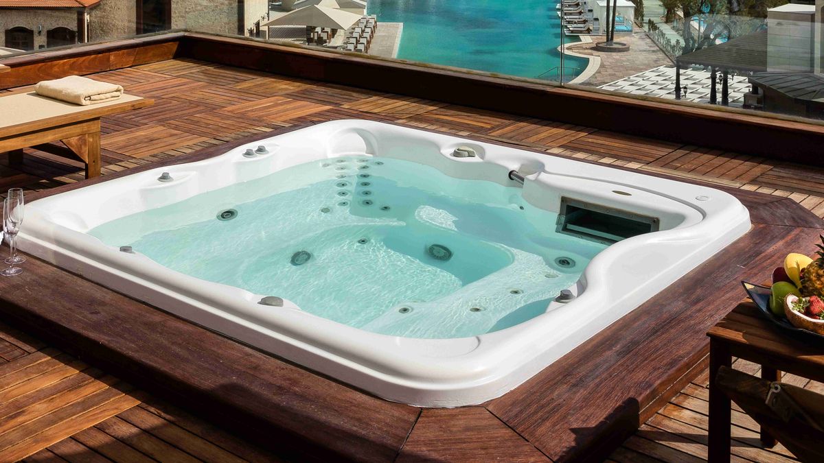 How to buy the best hot tub