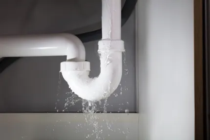 How to repair a leaking sink trap