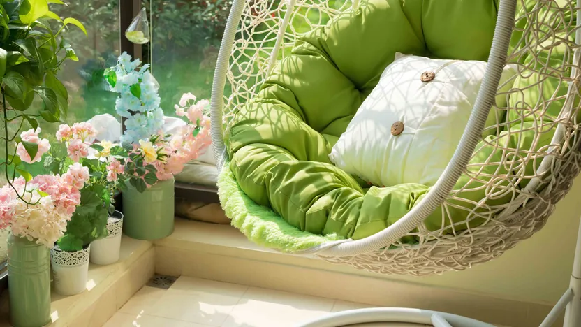 Come scegliere  un dondolo da giardino