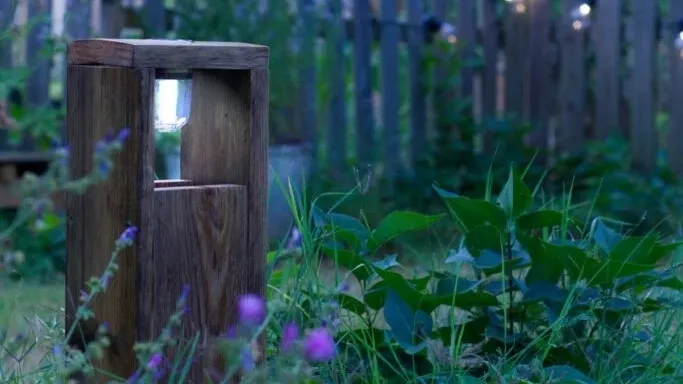 Comment fabriquer une lampe solaire en bois de palette