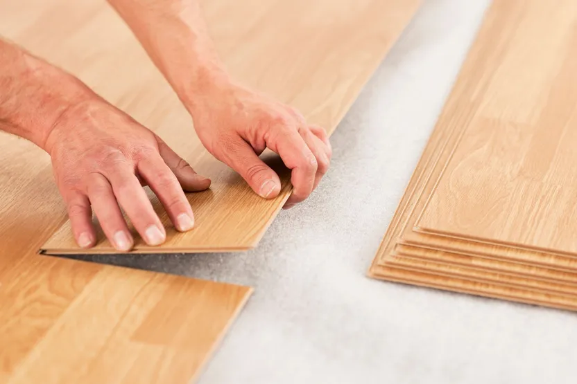 ¿Cómo elegir un suelo laminado de madera?
