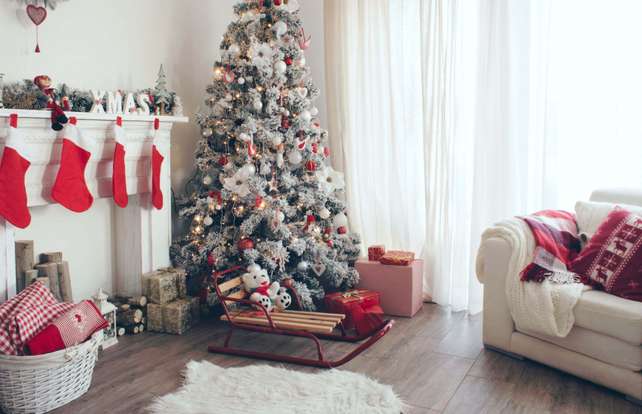 How to decorate your home for Christmas