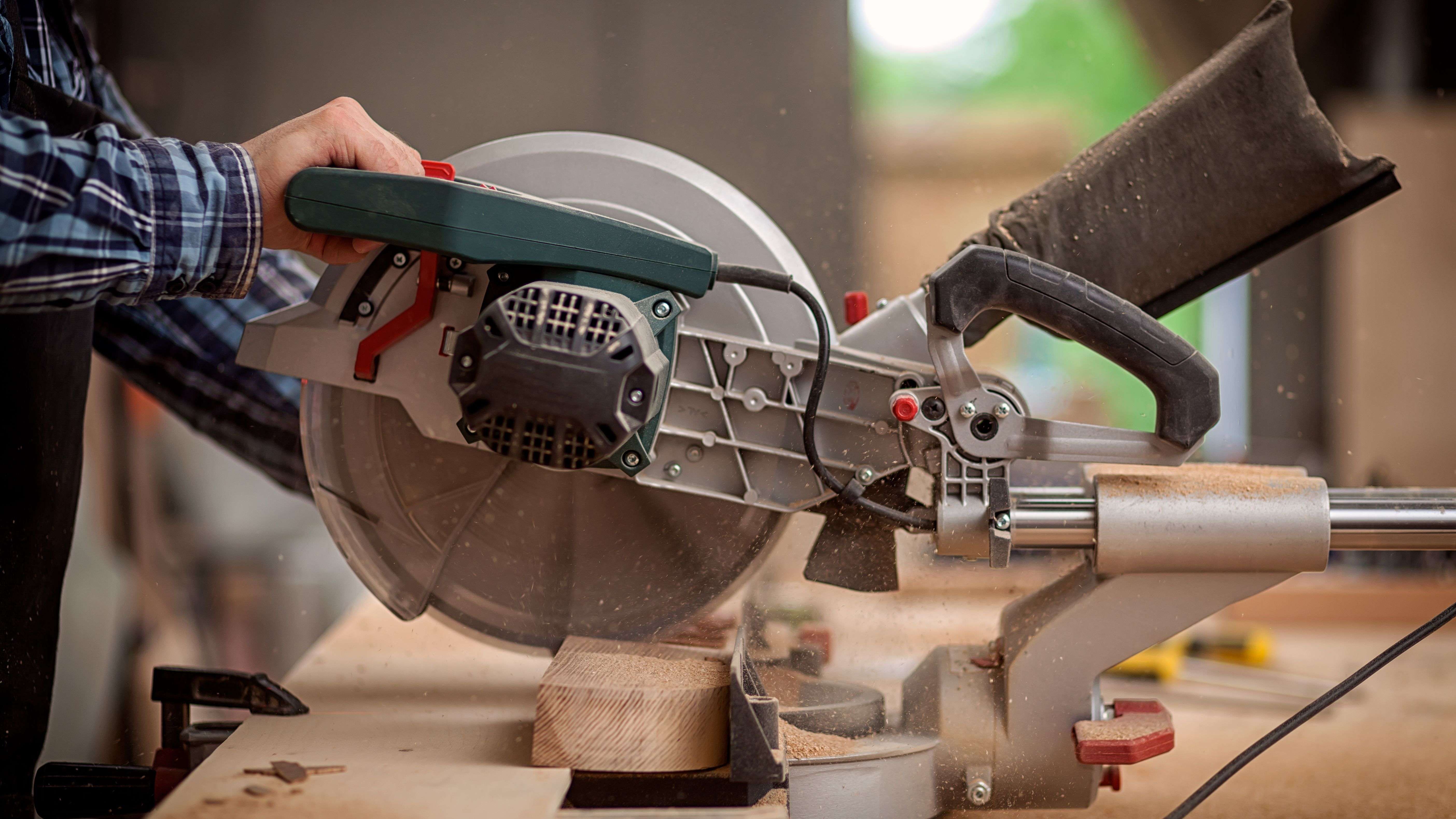 Mitre saw buying guide