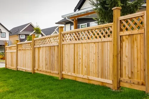 Holzzaun selber bauen: So geht's