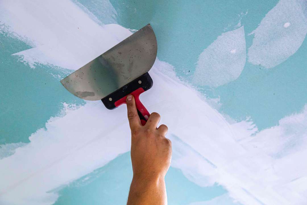 Comment poser des joints de plaques de plâtre