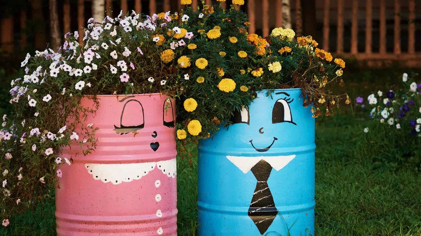 15 tonneaux recyclés complètement déjantés